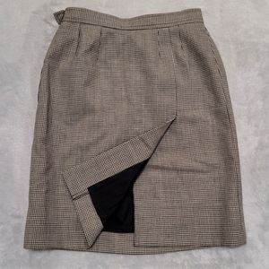 Vintage YvesSaintLaurent Skirt, Gingham pattern, 100% wool. Size 38
